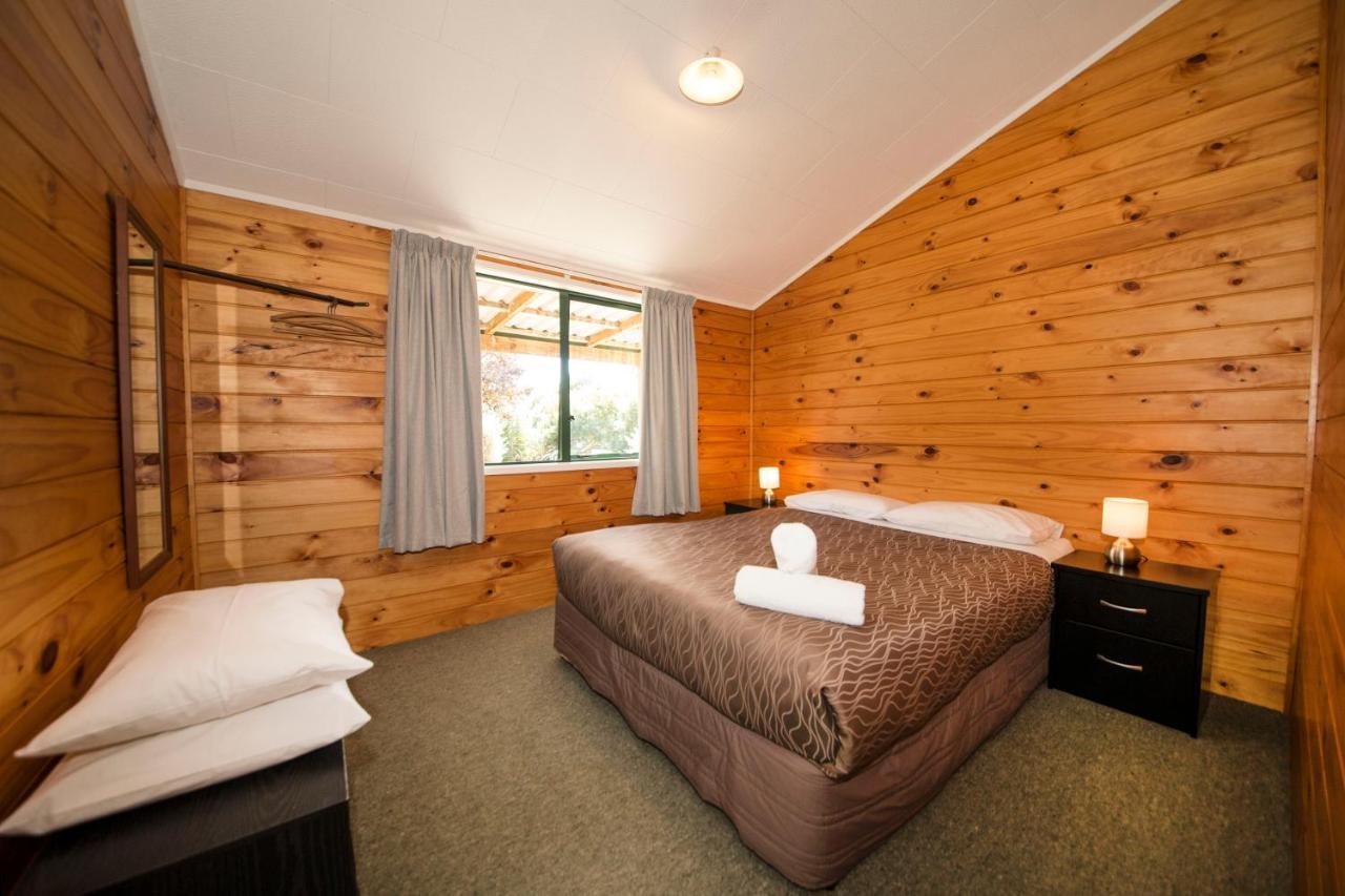 Motel The Clive Hideaway Esterno foto